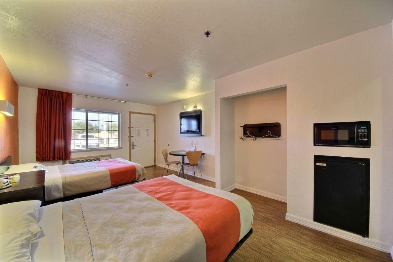 Motel 6-Edinburg, Tx Экстерьер фото